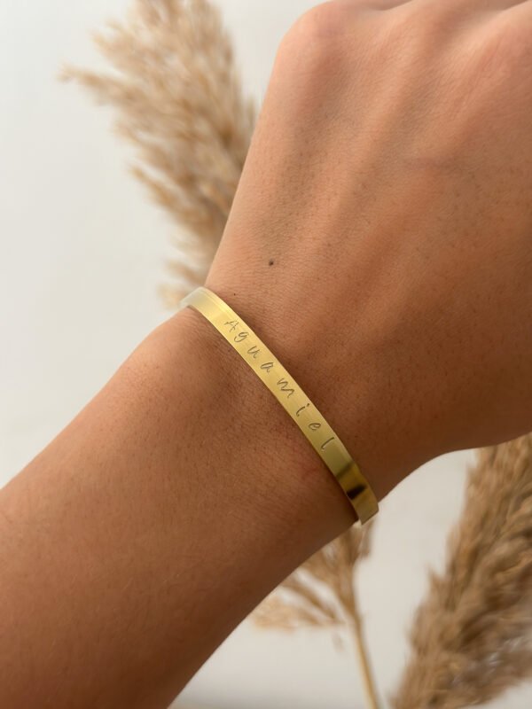Pulsera Dorada - Grabada a mano 5mm - Imagen 2