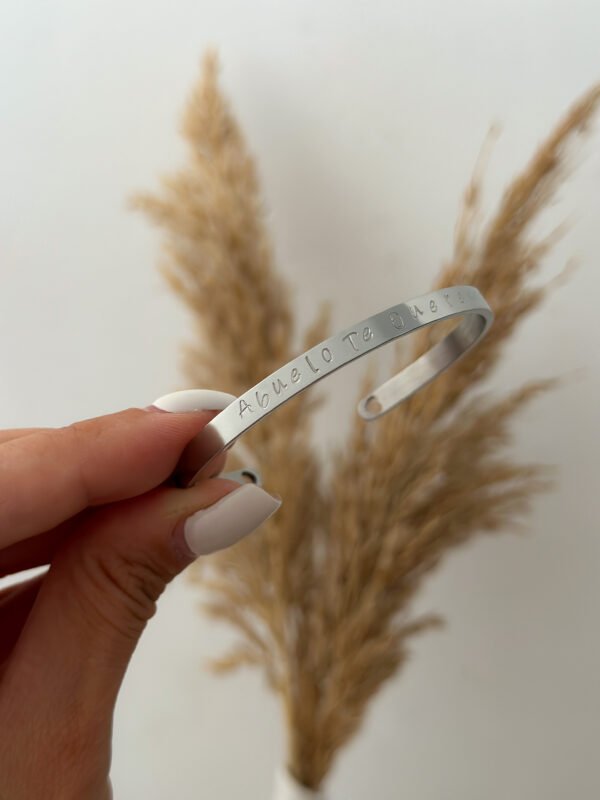 Pulsera Plateada - Grabada a mano 5mm - Imagen 4