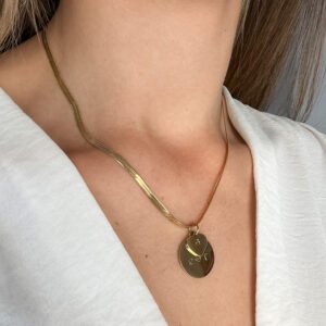 Collar Dorado con Doble Plaquita - Grabado a mano