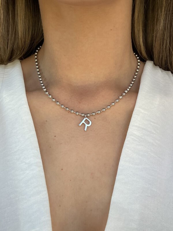 Collar Cuentitas con Inicial - Imagen 2