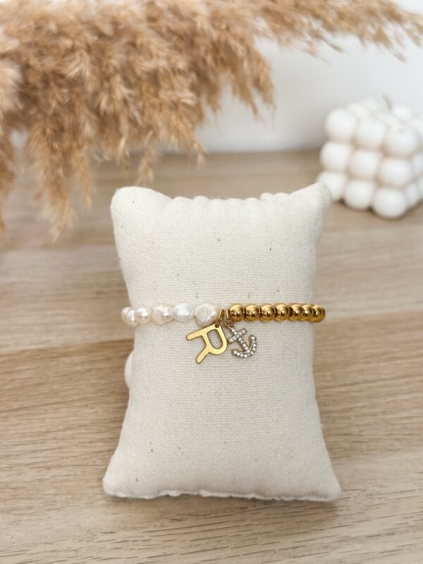 Pulsera Ancla Dorada personalizada con inicial