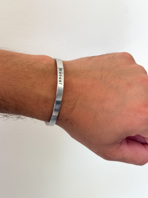 Pulsera Plateada - Grabado laser 6mm Ideal para chicos - Imagen 3