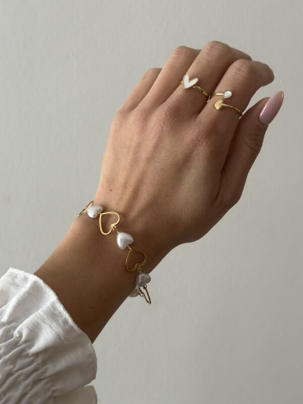 Pulsera corazones perlados y dorados - Imagen 3