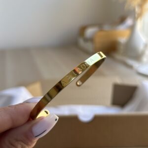 Pulsera rigida personalizada Dorada - Mujer