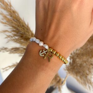 Pulsera Ancla Dorada personalizada con inicial