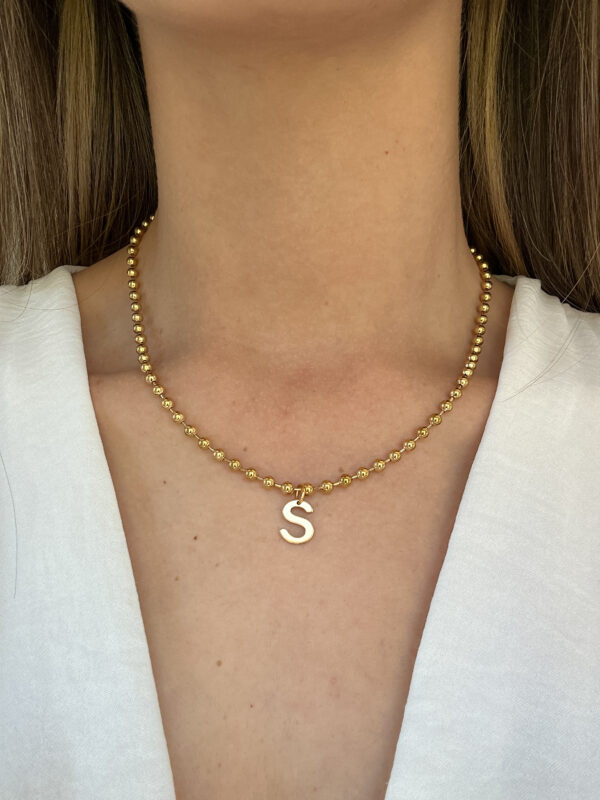 Collar Cuentitas con Inicial - Imagen 3