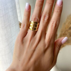 Anillo Julia