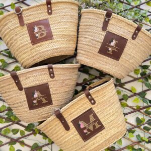 Capazo personalizado con nombre bordado