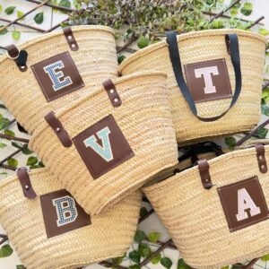 Capazo personalizado bordado con inicial Vichy