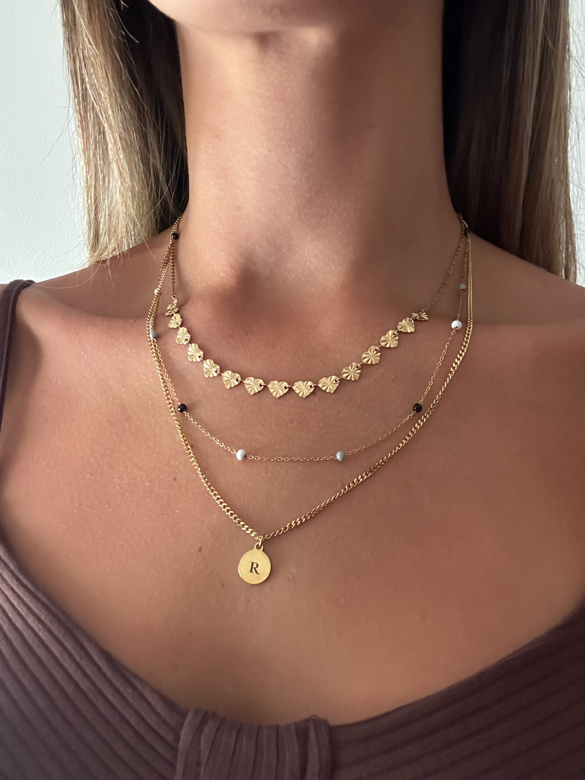Collar tres capas con inicial personalizado - Imagen 3
