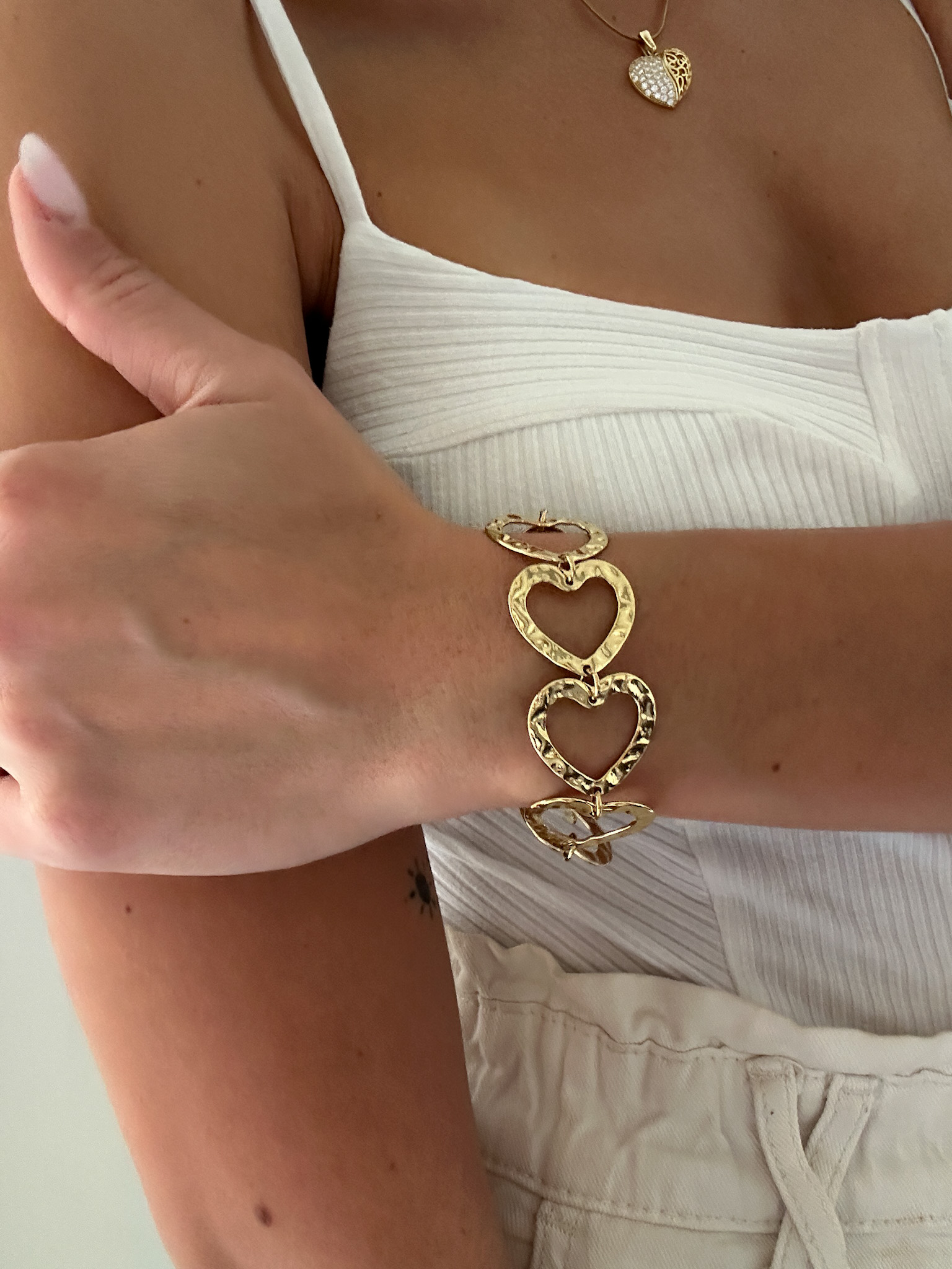 Pulsera corazones golpeados - Imagen 2