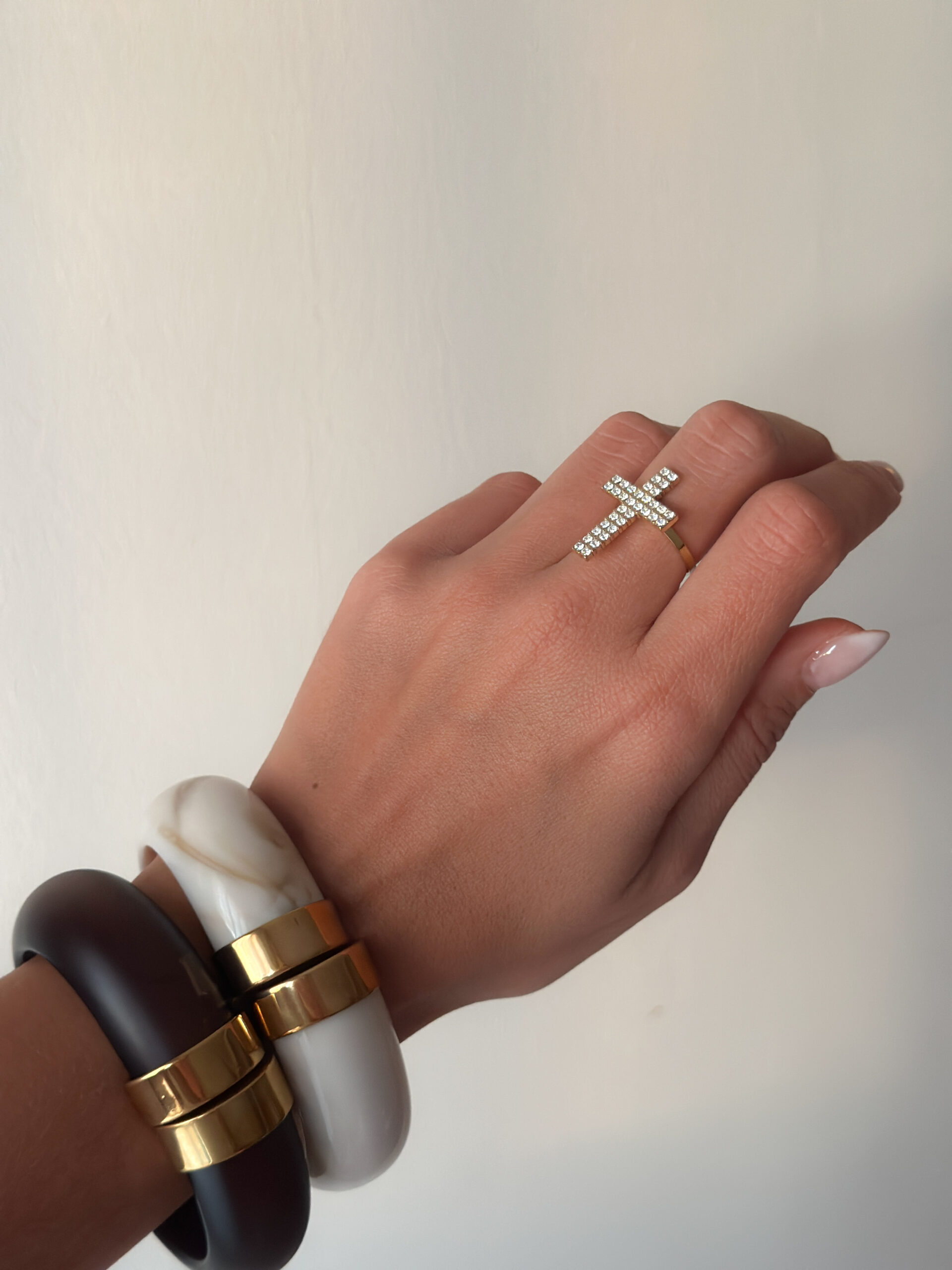 Anillo Cruz Brillante - Imagen 4