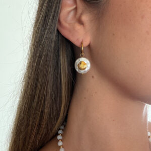 Pendientes conchas perladas