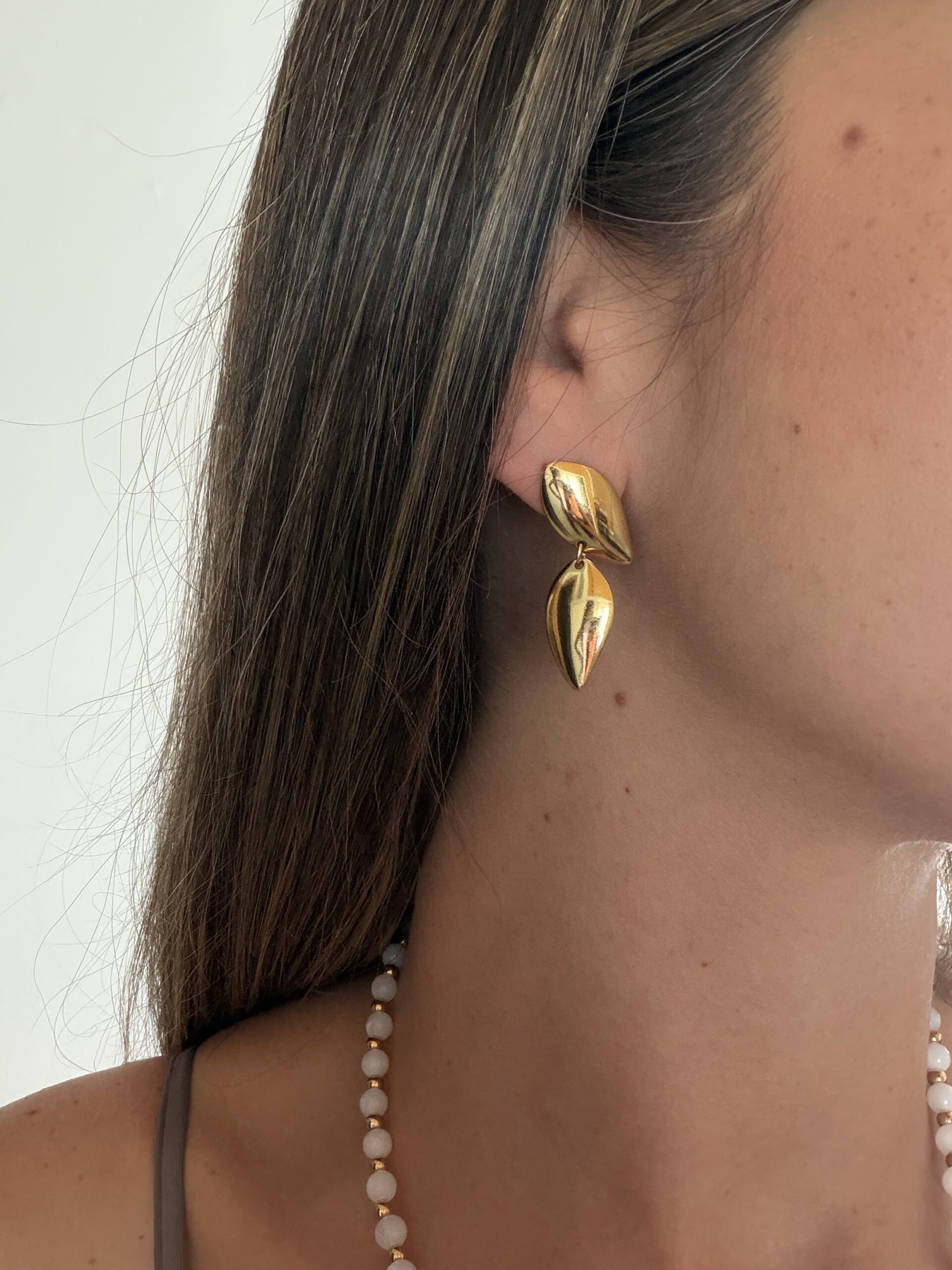 Pendientes Pétalos Dorados - Imagen 3