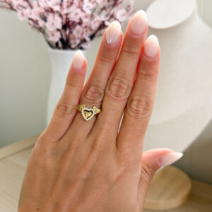 Anillo corazón con alas