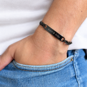 Pulsera tipo esclava color negro personalizada para hombre
